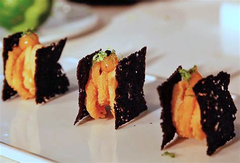 Pero a estos rebosantes manjares se le hacen pocos ascos. Bocadillo de calamares de Sergi Arola | Gastronomía & Cía