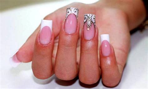 Las lacas para uñas disponibles en druni son productos de las mejores marcas comerciales. Todo lo que debes saber sobre las uñas de gel | Bezzia