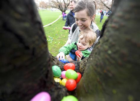 Mill River Park Hosts Annual Easter Egg Hunt