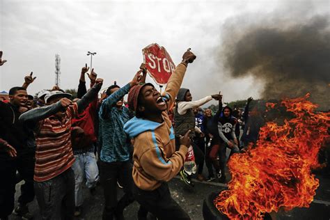 Violence and looting continued in parts of gauteng and kzn, despite president ramaphosa warning that those behind the violent protests and anarchy would be arrested bank atms were also targetted by looters of kwamashu shopping centre. Gauteng accounts for most service-delivery protests: research