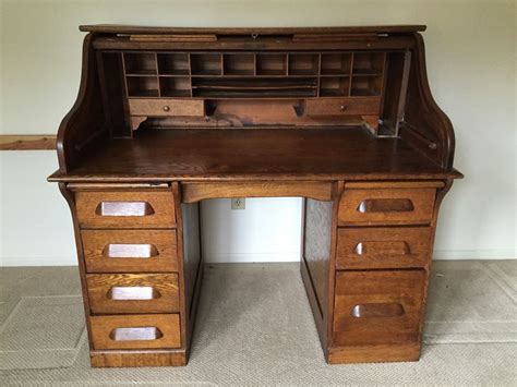 We did not find results for: Nice Antique Roll Top Desk With Key