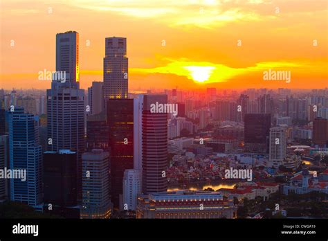 Singapore Evening Hi Res Stock Photography And Images Alamy