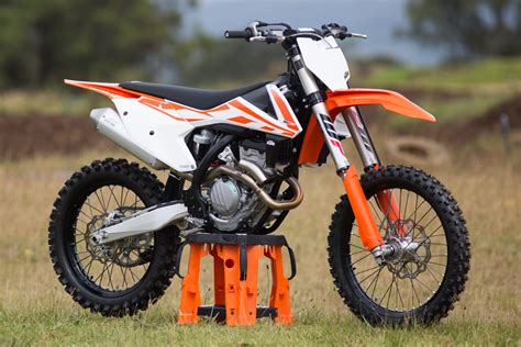 Free 2 day fedex shipping! Review: 2017 KTM 350 SX-F - MotoOnline.com.au