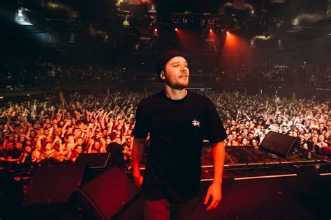 Track max korzh and all your favourite artists to get notified next time they tour near you or in other locations worldwide. На концерт Макса Коржа в Питере за сутки продали 10 тысяч ...