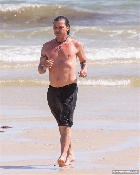 Free Gavin Rossdale Shirtless And Bulge Beach Photos The Gay Gay