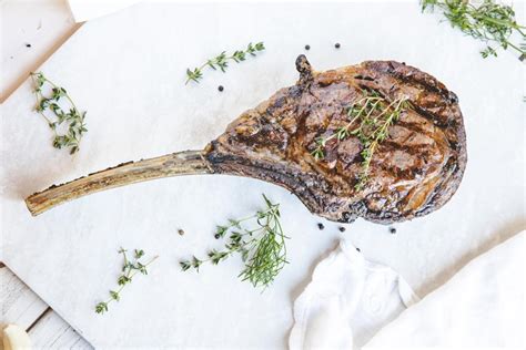 It will just be us, some grilled steak and the open sky. Grilled Tomahawk Steak Recipe - KetoFocus