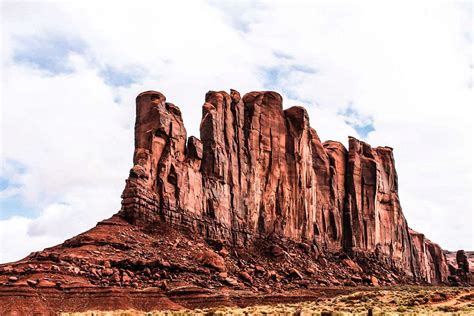 15 Things You Need To Know About Visiting Monument Valley Usa Hand