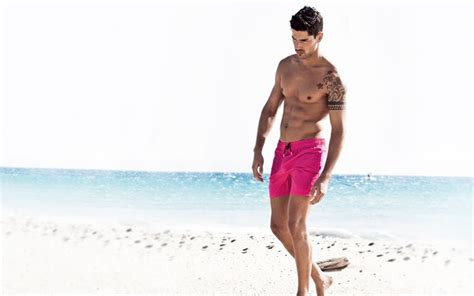 Miguel Iglesias Hits The Beach For Hom Spring Summer Beachwear