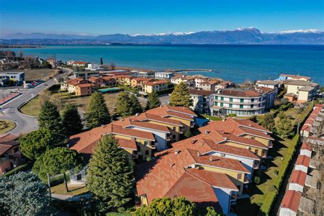 Not far from lazise, there is another beautiful place right on lake garda. Peschiera Summer Dream - Ferienwohnungen Peschiera del Garda