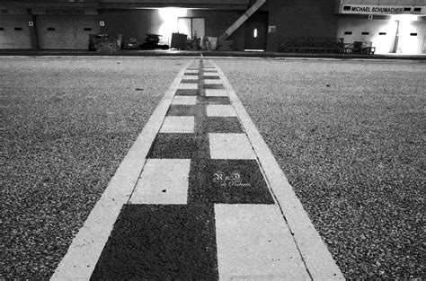 Maybe you would like to learn more about one of these? F1 Singapore 2011 Finish Line | Who will be the first car ...