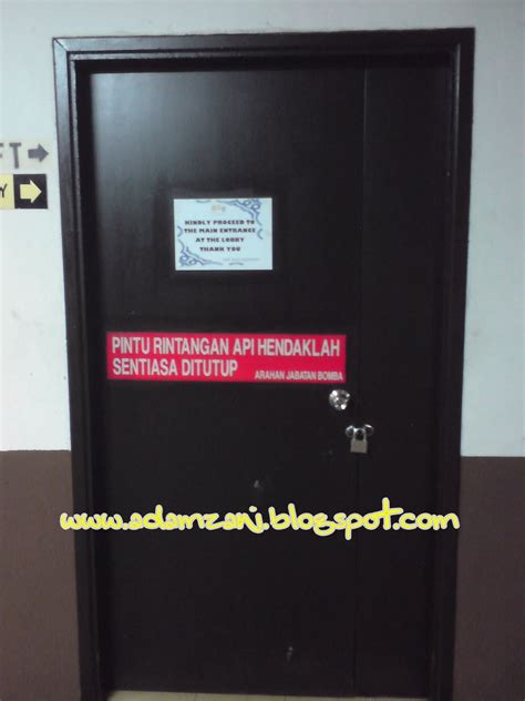 Pengarah jabatan bomba dan penyelamat malaysia. Pintu Rintangan Api Bomba