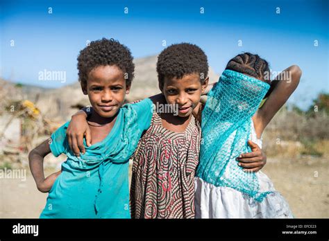 Ethiopian Girls Hi Res Stock Photography And Images Alamy