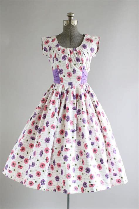 Vintage 1950s Dress 50s Cotton Dress Purple And Pink Floral Print