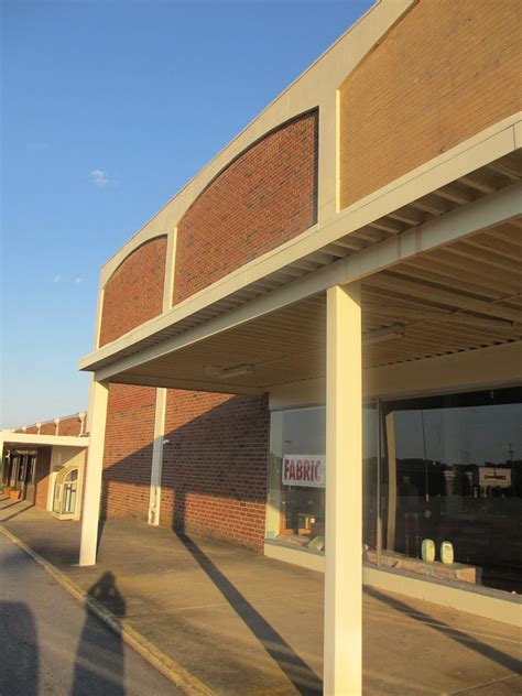 I got some jcpenney gift cards for christmas so we came the the university park mall location to use the gift cards. former JCPenney (Patrick Henry Mall) | This 84,085 square ...