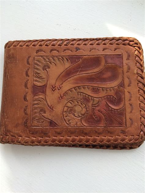 Men Leather Bifold Wallet Hand Tooled Wallets The Art Of Mike Mignola