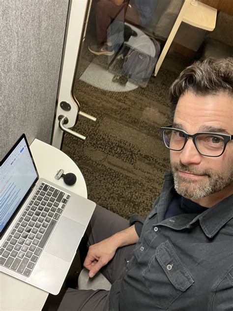 GMA’s Rob Marciano gushes over viewer who showers him with compliment