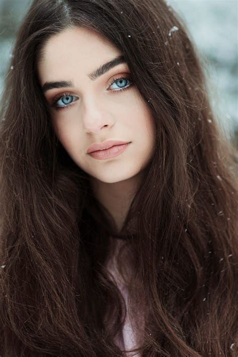 Blue Eyes Beauty By Jovana Rikalo On Px Brown Hair Blue Eyes