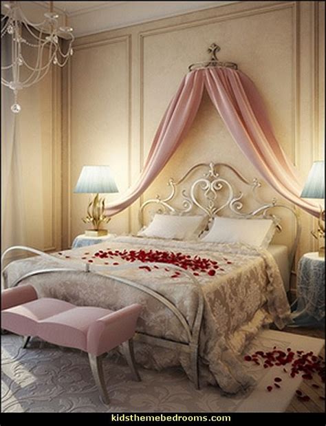 Whether you're working with a small bedroom or a spacious master suite, these makeovers and tips will inspire you to create the bedroom of your dreams. Decorating theme bedrooms - Maries Manor: romantic bedroom ...