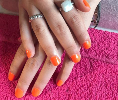 These Are The Nail Designs For Short Nails And Nail Biters