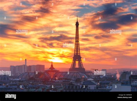 Eiffel Tower At Sunset In Paris France Stock Photo Alamy