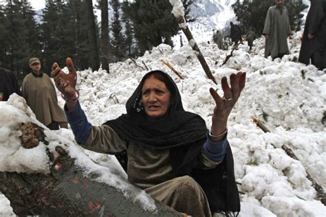 deadly avalanches wreak havoc in indian kashmir