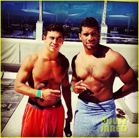 Russell Wilson Hot Photos Seahawks Quarterback Is Shirtless Photo Super Bowl
