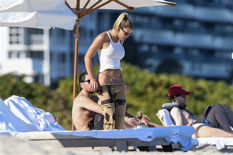 Sofia Richie Hot Striptease On The Beach 44 Pics The