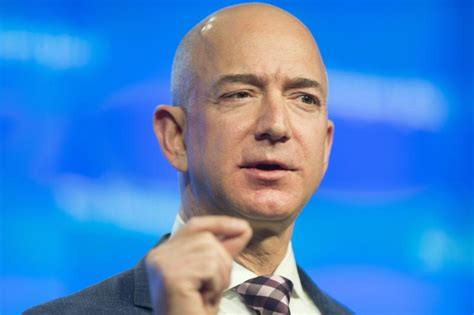 Er liebt, was er bei amazon und seinen anderen firmen tut. Neue alte Nummer 1: Amazon-Chef Jeff Bezos verteidigt ...