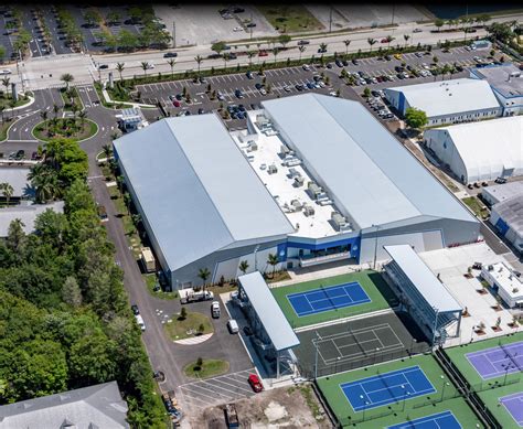 img academy east campus basketball and tennis facility tandem construction