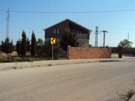 Kuća: Buković, dvokatnica 200 m2 (prodaja)