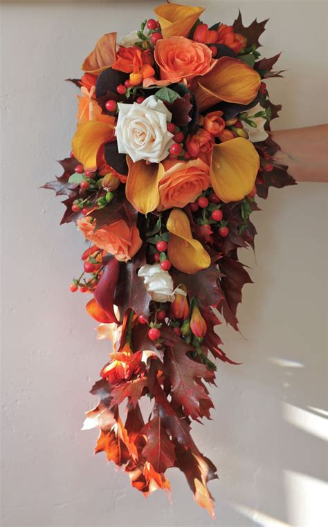See more ideas about petals, planting flowers, flowers. Wedding Flowers Blog: Alison's Autumn Wedding Flowers ...