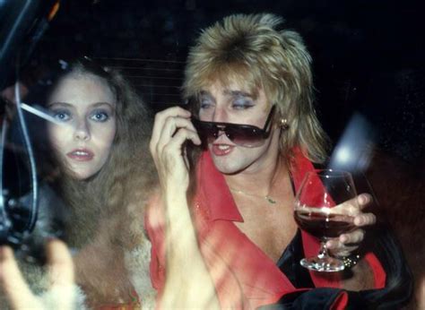 Rod Stewart After His Madison Sq Garden Show Nyc 1978~ With Bebe Buell