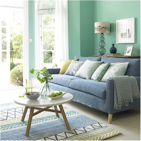 2 Tone Green Paint Living Room Living Room Decor Colors