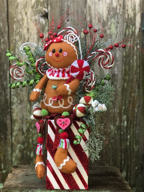30 Gingerbread Themed Christmas Decorations