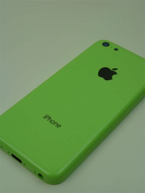 Hands On With The Green Iphone 5c Back Housing