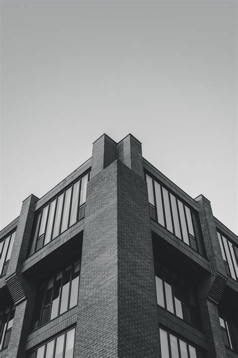 Simple Building Pictures Download Free Images On Unsplash