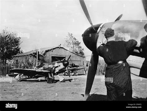Messerschmitt Me 109 1942 Stock Photo Alamy