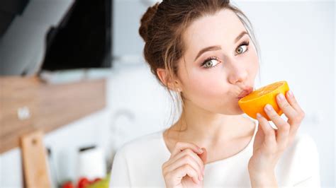 Eating Oranges Can Have Side Effects Too Healthshots
