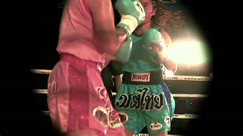 Boxing Girls In Slow Motion Youtube