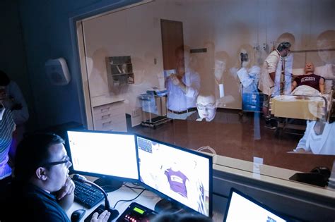 La Universidad De Murcia Inaugura Las Nuevas Salas De Simulación Y