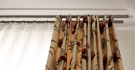 Weitere ideen zu fenster gardinen, fensterdekoration, fenstergestaltung. Schlafzimmer Vorhänge aus Seide | Raumausstatter Berlin ...