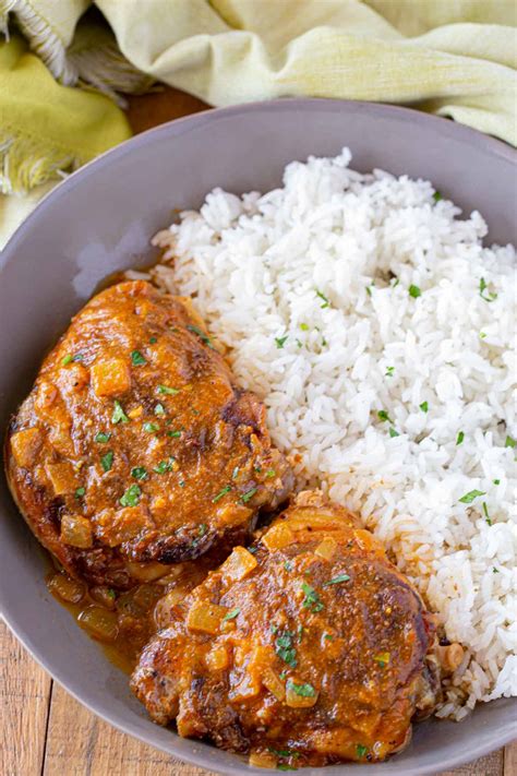 Truly authentic chicken tikka is cooked in a tandoor clay oven, but since most home cooks don't have that available, i've adapted this recipe for a stove top. Easy Slow Cooker Tikka Masala Chicken Recipe - Dinner ...