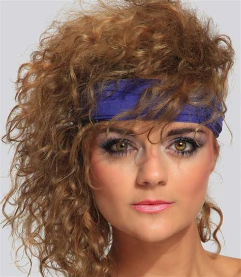 Apparently, the trendy 80s hairstyles for women are slowly creeping back into the modern fashion world! 30 Rad '80s Hairdos You Need To Remember