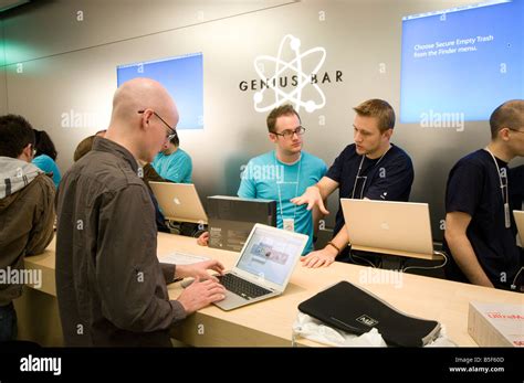 Apple Genius Bar Logo