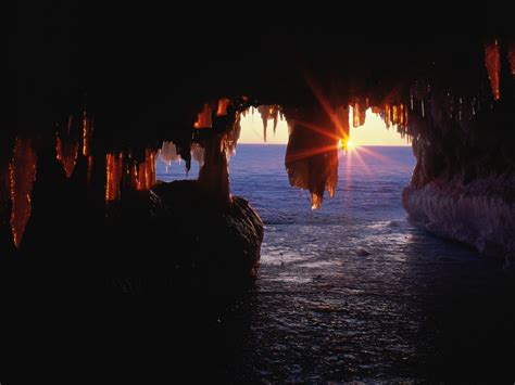 Sea Caves Apostle Islands Hd Wallpaper Hd Latest Wallpapers