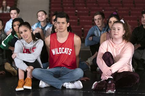 ‘high School Musical The Musical The Series Review ‘glee Ful Fun