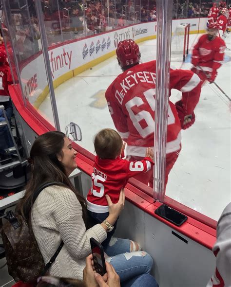 We did not find results for: Go daddy! 🚨🐙 | Detroit red wings, Detroit sports, Red wings hockey