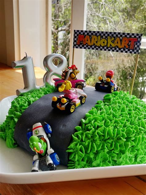 Easy Mario Kart Cake Paisleyjade