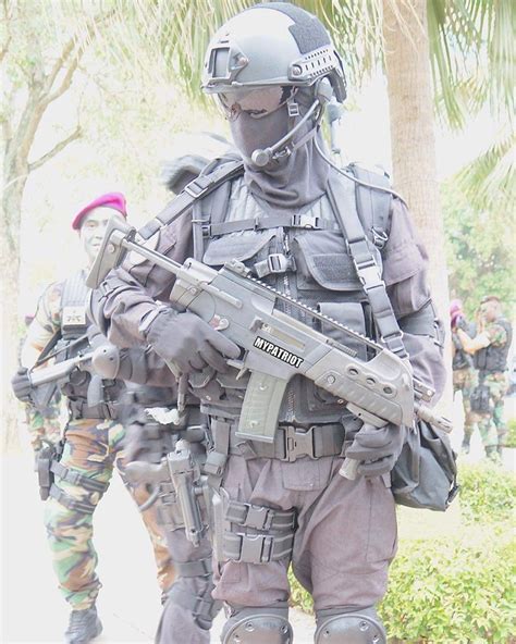 Royal Malaysian Navy Paskal Operator Armed With Heckler And Koch Xm8 5