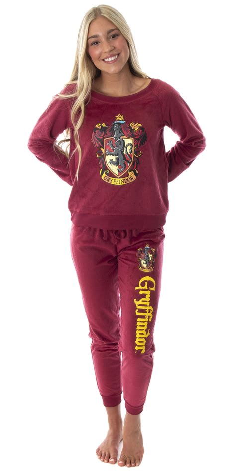 Harry Potter Juniors Hogwart Castle Gryffindor Crest Jogger Pajama Set